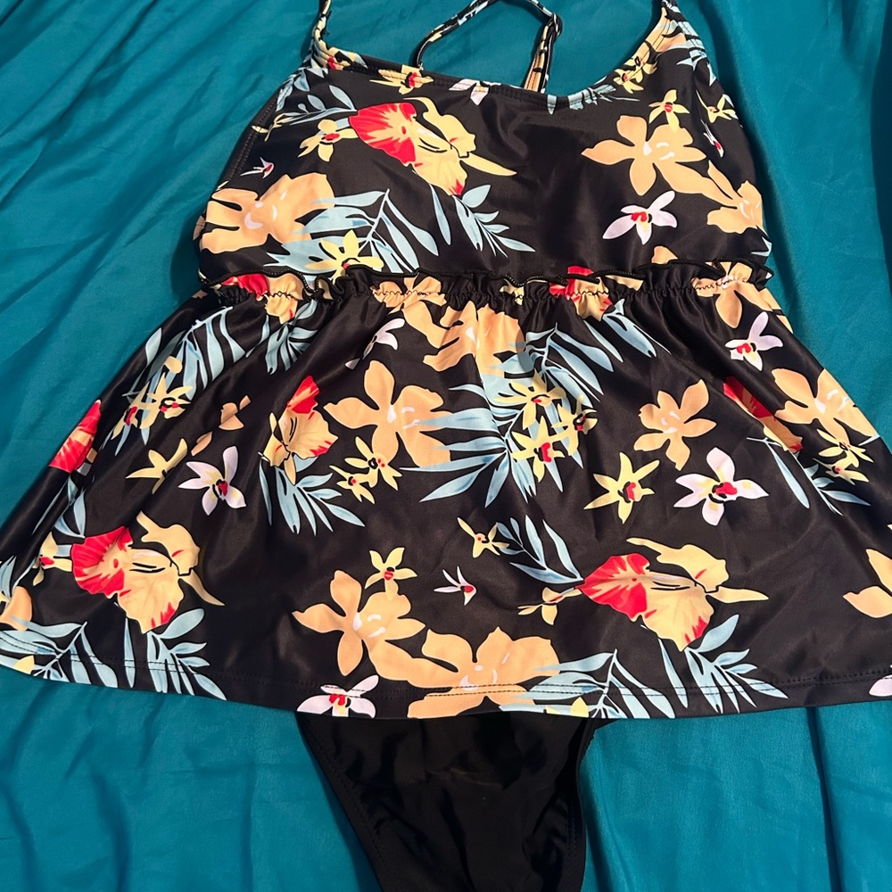 Floral Black 2pc Swimsuit